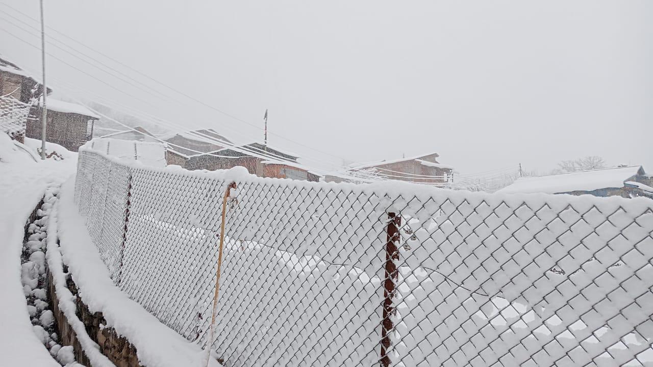 हुम्लामा हिमपात सुरु (फोटो फिचर)