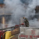 काठमाडौंको बालाजु औद्योगिक क्षेत्रमा आगलागी, हेलिकोप्टररबाट पनि नियन्त्रण लिन समस्या